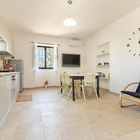 Trullo Carsico By Itriahomes Ceglie Messapica Exterior photo